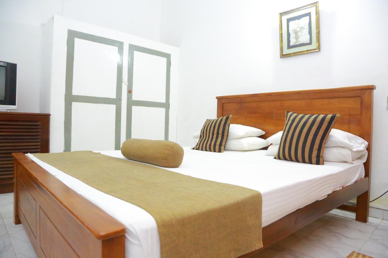 Ranveli Beach Resort Dehiwala-Mount Lavinia Eksteriør bilde