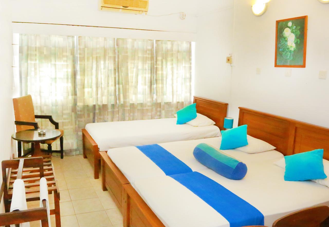 Ranveli Beach Resort Dehiwala-Mount Lavinia Eksteriør bilde