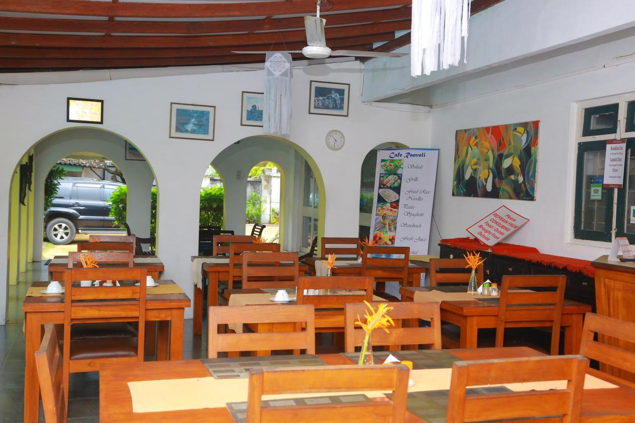Ranveli Beach Resort Dehiwala-Mount Lavinia Eksteriør bilde