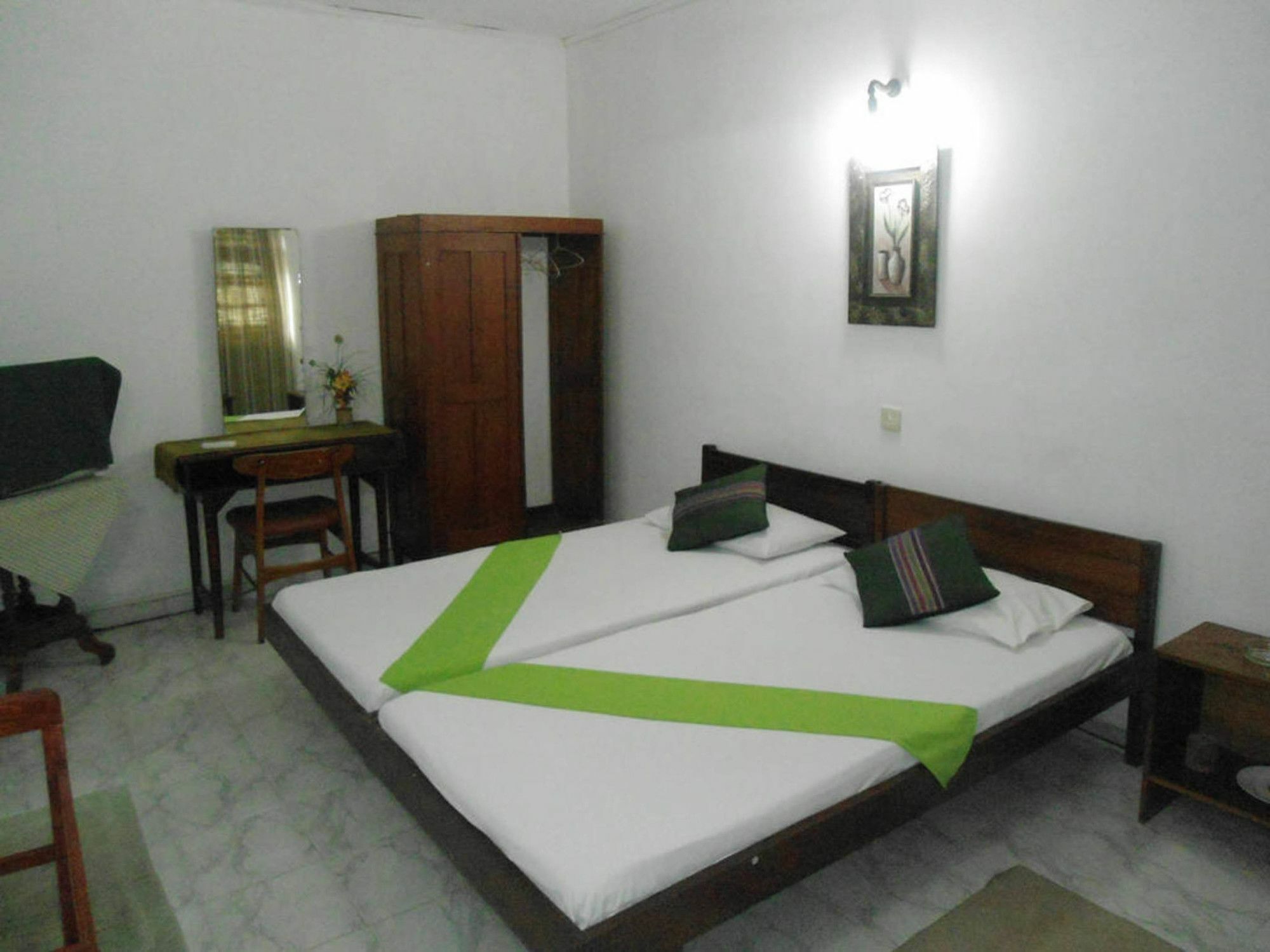 Ranveli Beach Resort Dehiwala-Mount Lavinia Eksteriør bilde