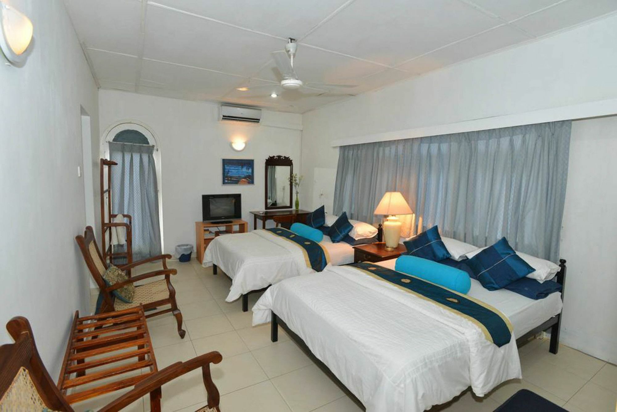 Ranveli Beach Resort Dehiwala-Mount Lavinia Eksteriør bilde