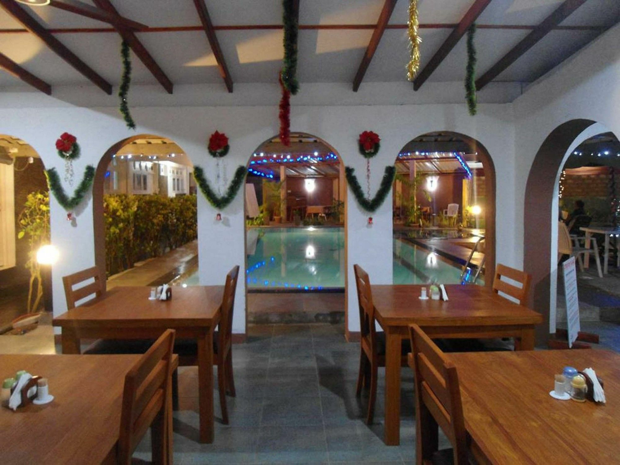 Ranveli Beach Resort Dehiwala-Mount Lavinia Eksteriør bilde