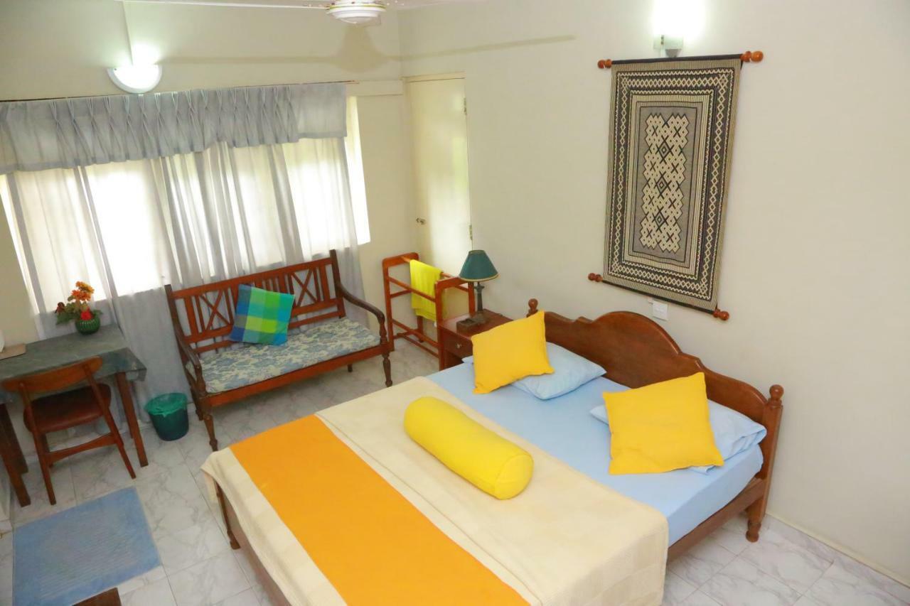 Ranveli Beach Resort Dehiwala-Mount Lavinia Eksteriør bilde