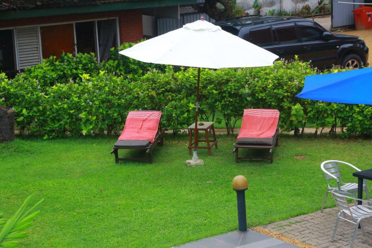 Ranveli Beach Resort Dehiwala-Mount Lavinia Eksteriør bilde