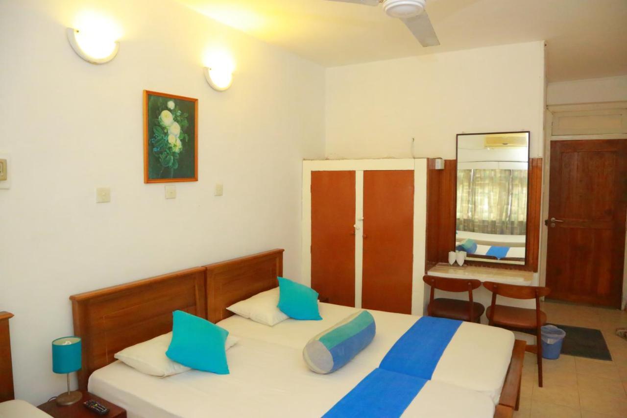 Ranveli Beach Resort Dehiwala-Mount Lavinia Eksteriør bilde