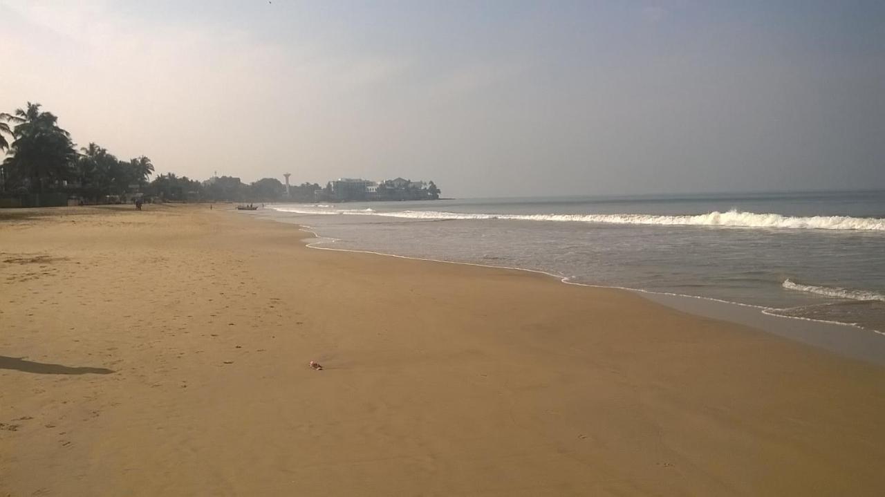 Ranveli Beach Resort Dehiwala-Mount Lavinia Eksteriør bilde